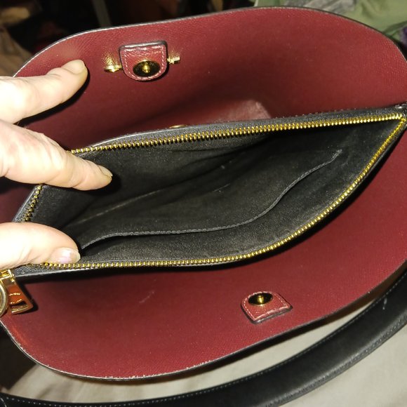 Like-New COACH Shoulder Bag - Picture 9 of 16